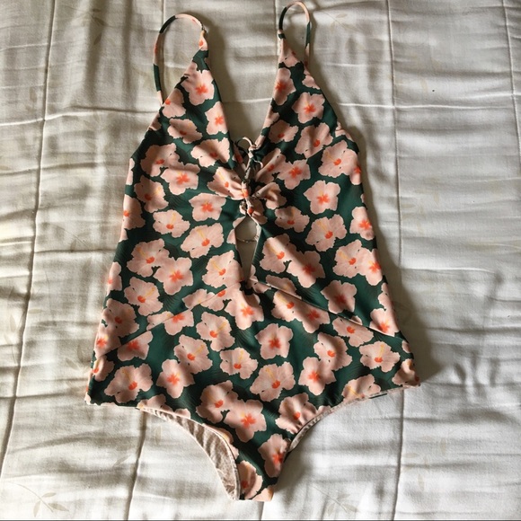 ✖️SOLD✖️Acacia Kokomo in Mahalo - Picture 2 of 2